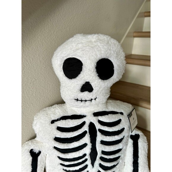 Storehouse Plush Skeleton Pillow 5 Foot Halloween Decor TikTok Viral HTF In Hand - Picture 2 of 6